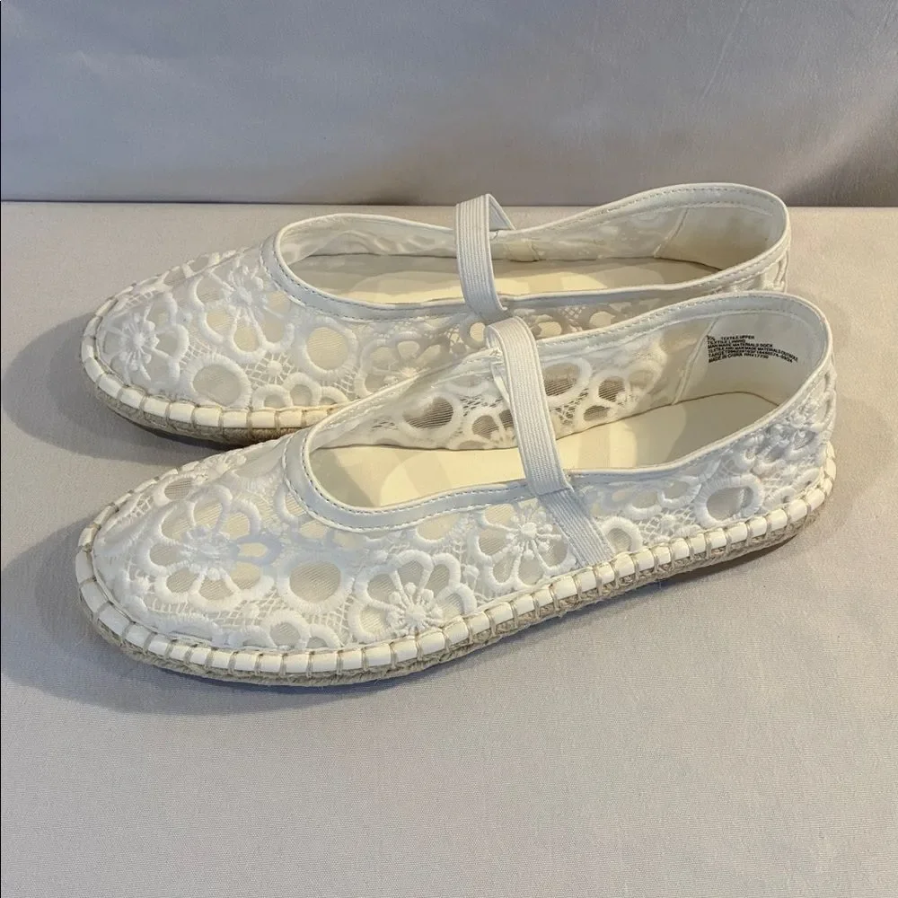 Universal Thread White Celia floral lace Mary Jane espadrille flats size 9.5